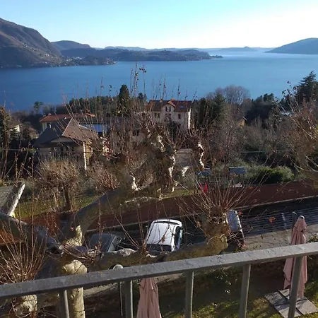 Apartment Casa Vittoria Sul Lago Maggiore